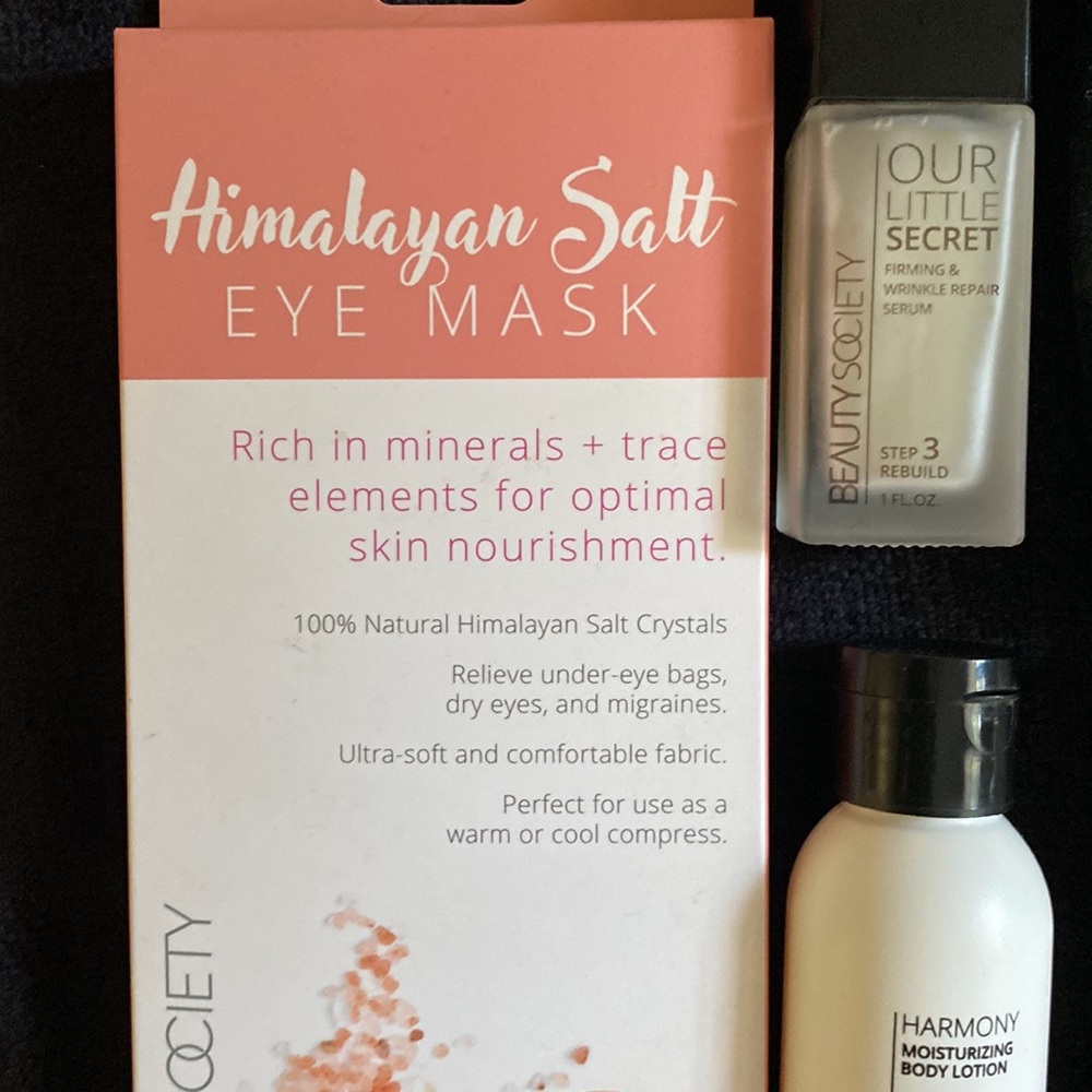 Beauty Kit - Picture 2 of 6